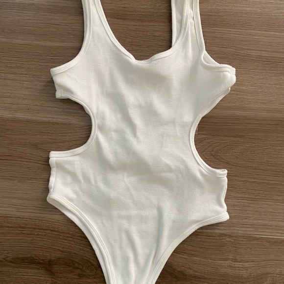 The line by K Bodysuit - Picture 2 of 7